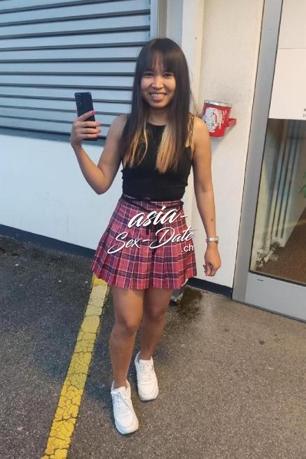 NAM  Junge Thai Masseurin  Schweiz, Schaffhausen